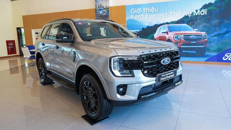 Everest Sport 4x2 6AT 2.0L