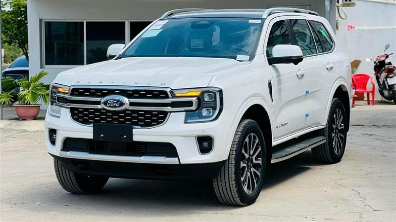 Ford Everest bản máy xăng có thể ra mắt tại Việt Nam vào tháng sau